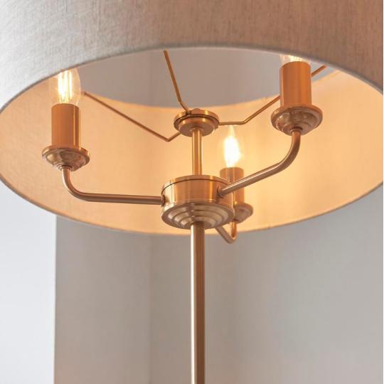 klasszikus elegans mediterran allolampa vilagos harom izzos olvasolampa arany rez kerek lampaburas country vintage nappali vilagitas.jpg
